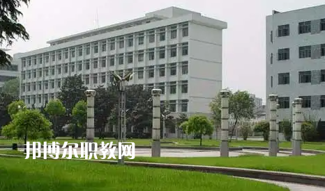 湖北旅游學(xué)校2022年報(bào)名條件、招生要求、招生對(duì)象