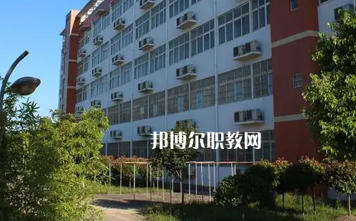 湖北現(xiàn)代技術(shù)學(xué)校2022年報(bào)名條件、招生要求、招生對(duì)象