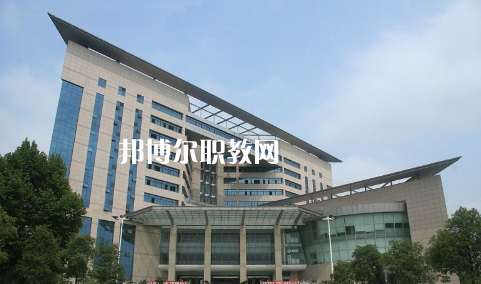湖北現(xiàn)代技術(shù)學(xué)校2022年怎么樣、好不好