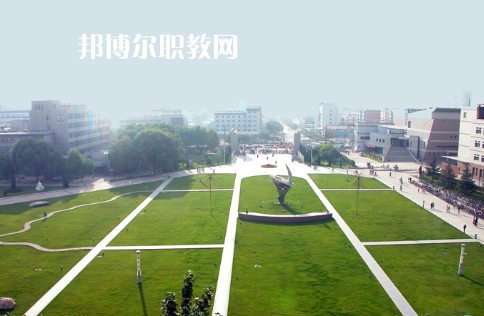 潛江職教中心2022年怎么樣、好不好