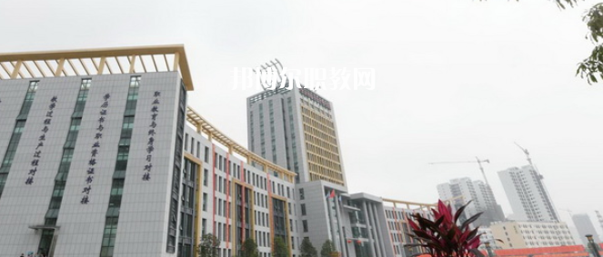 河池職業(yè)教育中心學(xué)校2022年怎么樣、好不好