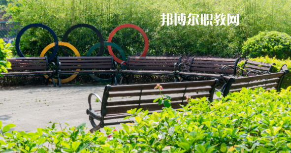 2023年仁壽縣華達綜合高中學(xué)校學(xué)費、收費多少