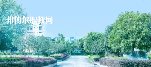 成都新高技工學(xué)校地址在哪里，哪個地區(qū)，哪個城市?