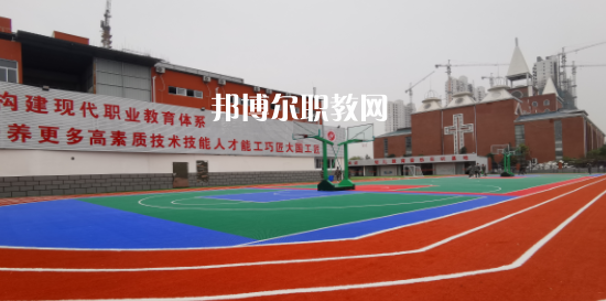 淮安市淮航技工學校地址在哪里，哪個地區(qū)，哪個城市?