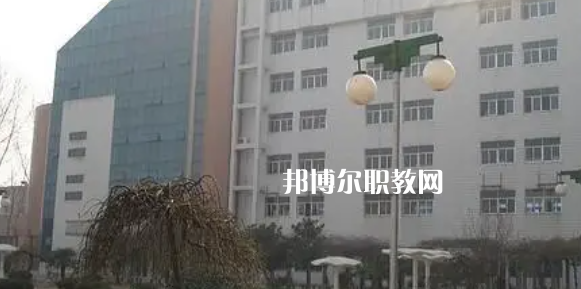 江蘇省淮安技師學(xué)院地址在哪里，哪個地區(qū)，哪個城市?