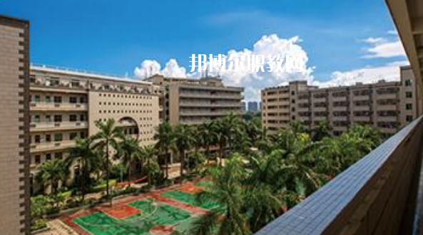 深圳市深德技工學校地址，乘車路線