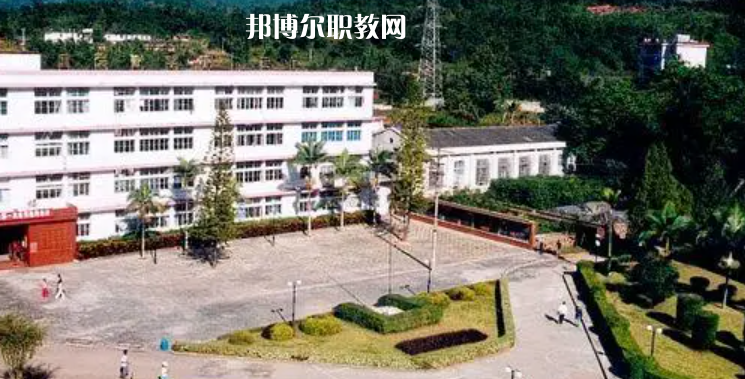 西雙版納中專(zhuān)學(xué)校有哪些 西雙版納中專(zhuān)學(xué)校具體名單匯總2023版