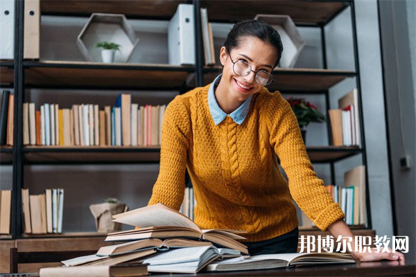 北京哪里的中職學(xué)校能讀助產(chǎn)專(zhuān)業(yè)