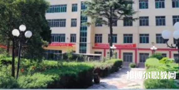 寶雞秦華職業(yè)技術(shù)學(xué)校地址，乘車路線