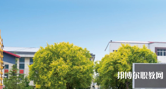 昌黎衛(wèi)生職業(yè)中等專業(yè)學(xué)校地址，乘車路線