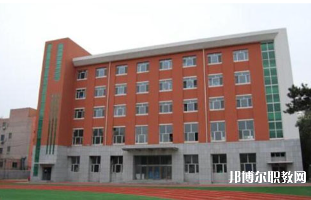 張家口華航中等專業(yè)學(xué)校地址，乘車路線