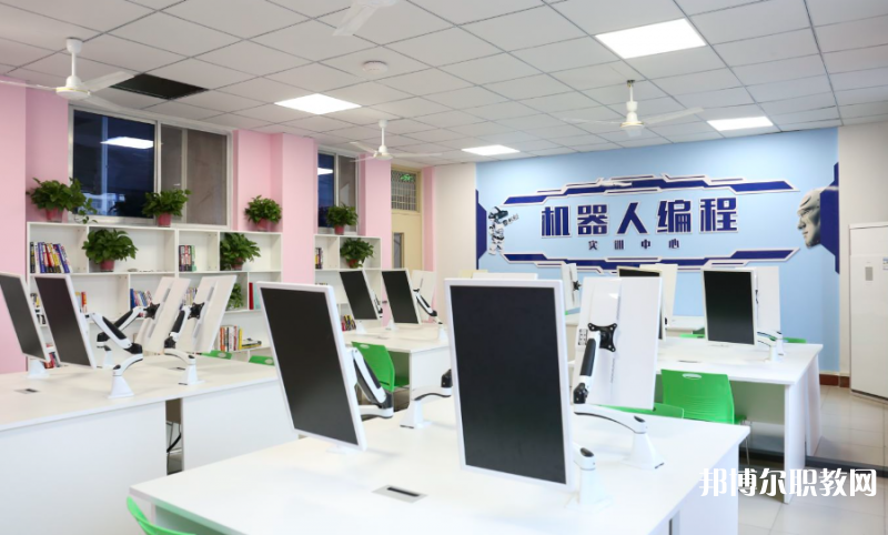 2023鄭州新華中等專業(yè)學(xué)校招生計(jì)劃 招生人數(shù)是多少(附要求、條件、對(duì)象)