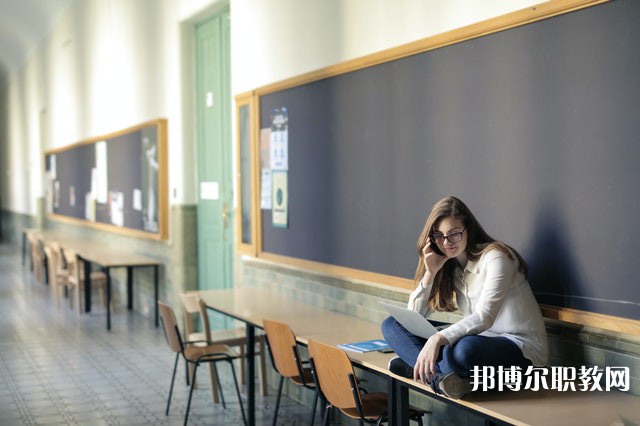 浙江哪里的職業(yè)中學能讀計算機應(yīng)用（電子商務(wù)方向）專業(yè)