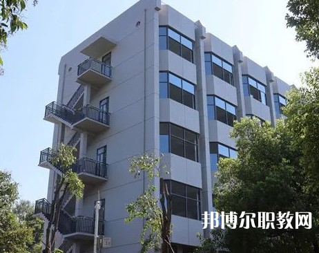 十堰丹江口工業(yè)技工學校2023年招生錄取分數線(2024參考)