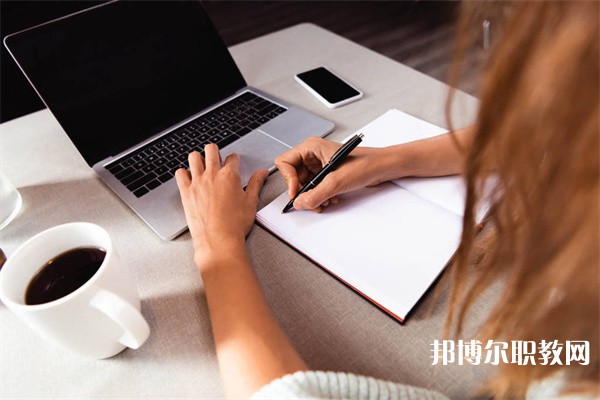 廣東哪里的職業(yè)學校能讀計算機應用技術(shù)專業(yè)