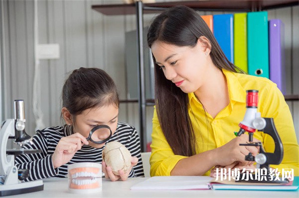 廣西哪里的中職學校能讀機器人技術(shù)應(yīng)用專業(yè)