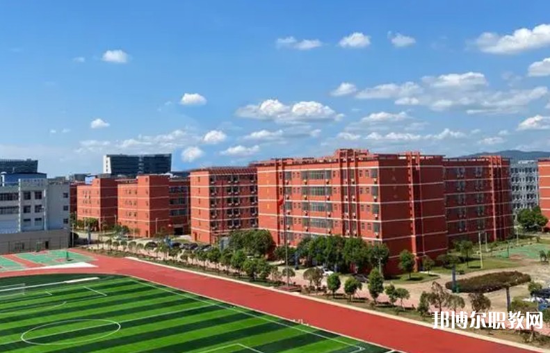 鷹潭市高級(jí)技工學(xué)校怎么樣、好不好
