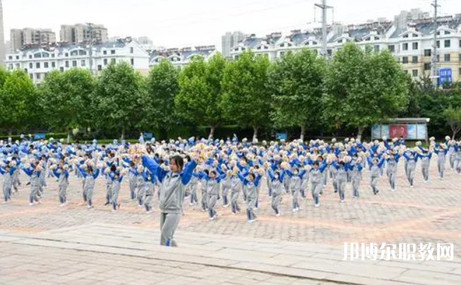 青島西海岸新區(qū)黃海職業(yè)學(xué)校怎么樣、好不好