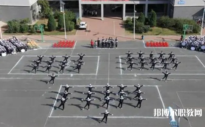 鞍山市交通運(yùn)輸學(xué)校怎么樣、好不好