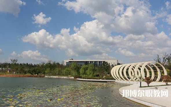 鞍山市現(xiàn)代服務(wù)學(xué)校怎么樣、好不好