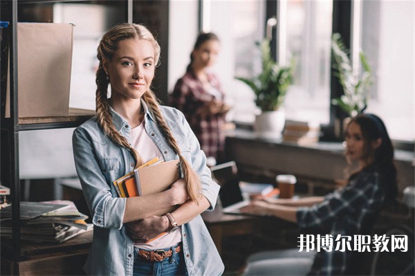 貴州哪里的中專學校能讀大數據網絡技術專業(yè)
