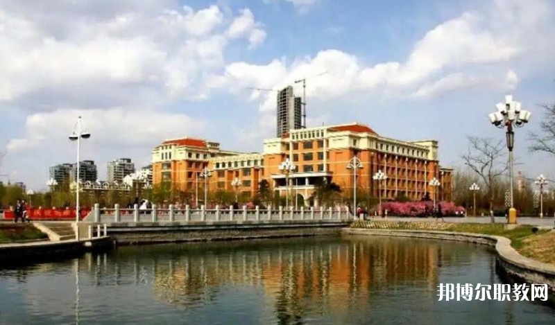 2025渤海大學(xué)附屬中等職業(yè)技術(shù)專業(yè)學(xué)校招生計(jì)劃 招生人數(shù)是多少(附要求、條件、對(duì)象)