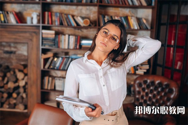 貴州哪里的技工學校能讀工業(yè)機器人應(yīng)用專業(yè)