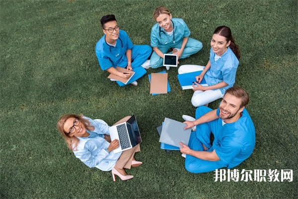 湖南哪里的中職學校能讀羽毛球專業(yè)