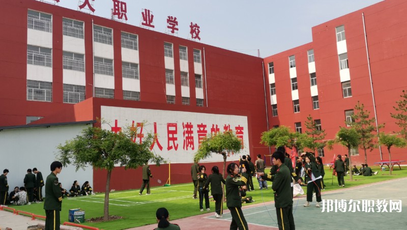呂梁宏大職業(yè)學(xué)校地址，乘車路線
