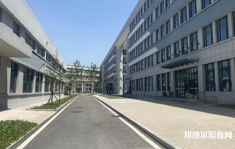 安徽省工業(yè)高級技工學(xué)校怎么樣、好不好