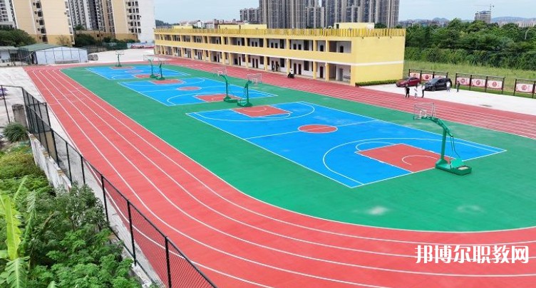 2025廣西輕工技師學院預備技師班招生計劃 招生人數(shù)是多少(附要求、條件、對象)